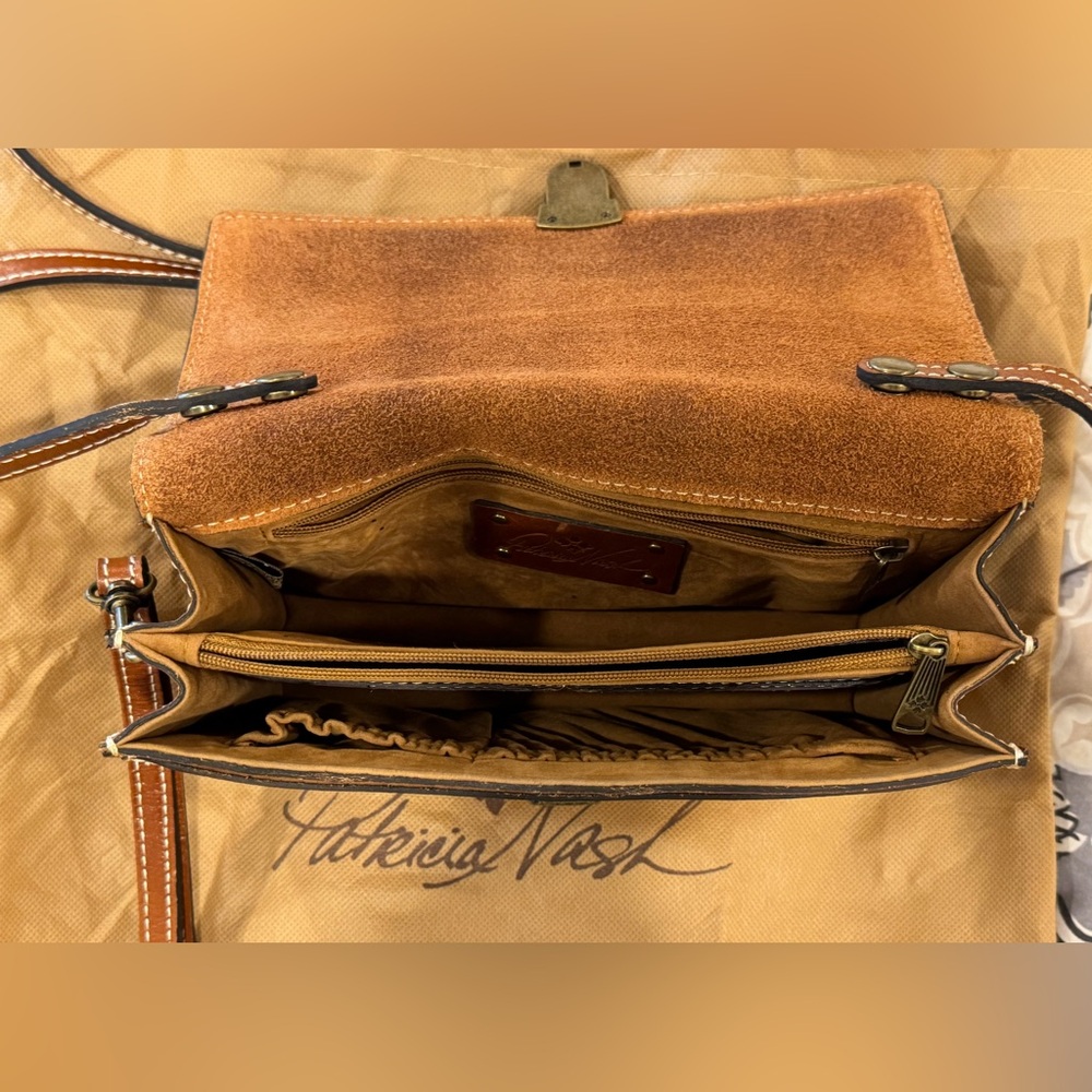 Patricia Nash Laurentina Crossbody - Picture 5 of 12